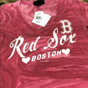 NWT Boston Red Sox Vneck